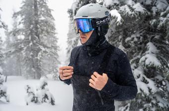 スノーボード patagonia Men's Untracked Jacket Bibs Patagonia Men's Untracked Bibs Review: Bombproof, Flashy
